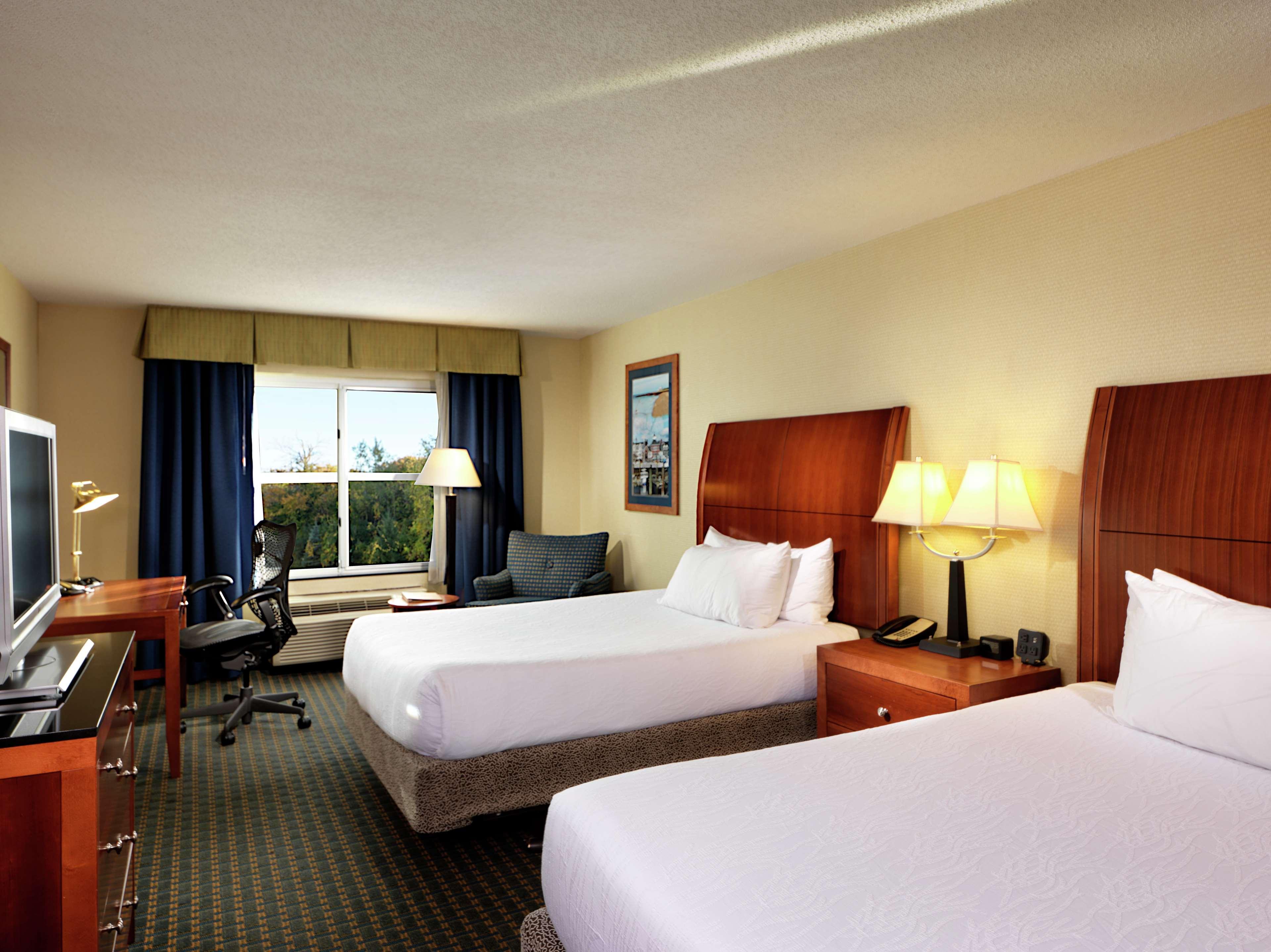 Hilton Garden Inn Milford Ngoại thất bức ảnh