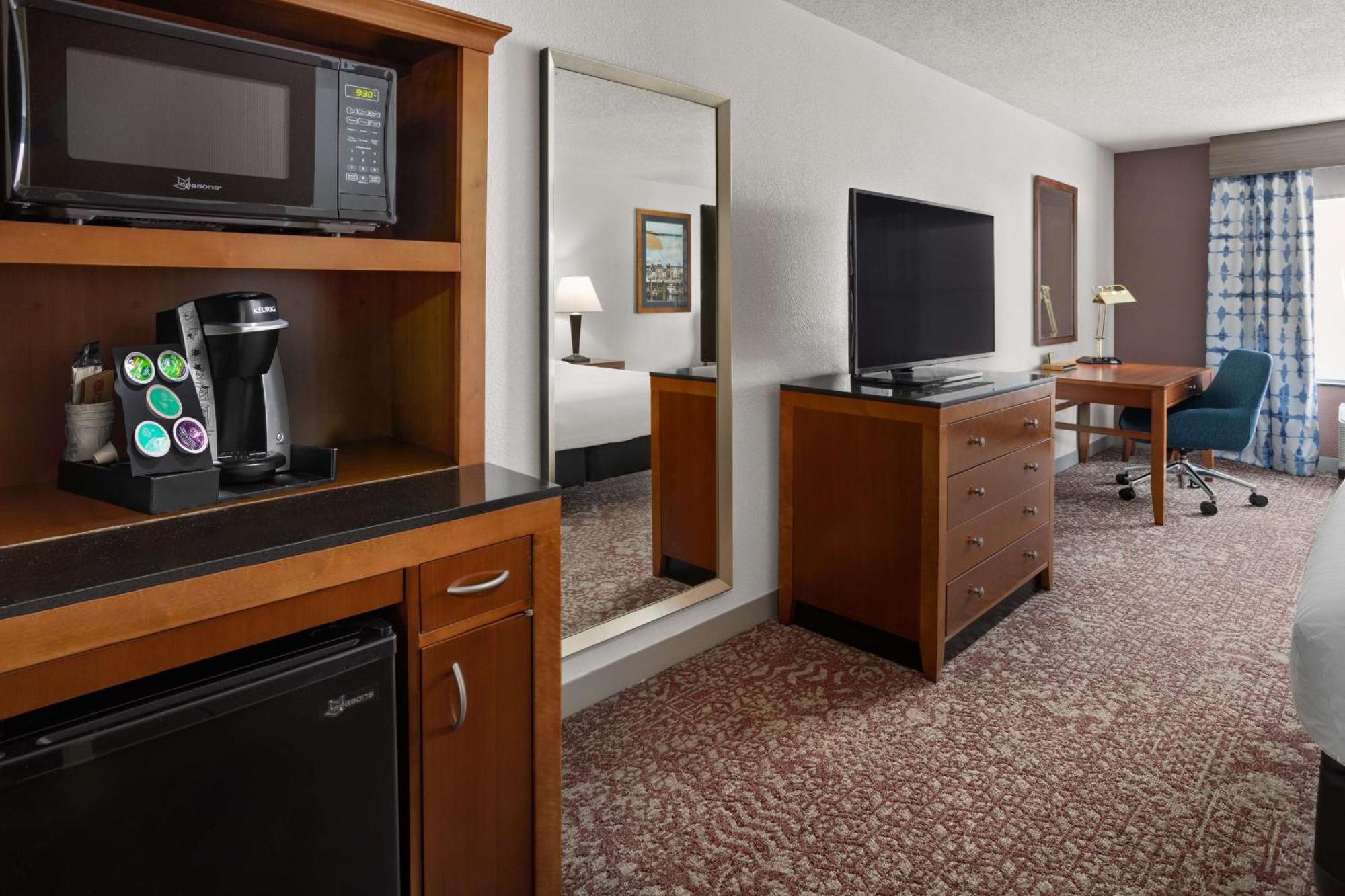 Hilton Garden Inn Milford Ngoại thất bức ảnh